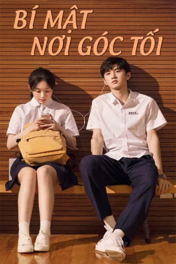 Bí Mật Nơi Góc Tối Secrets in The Lattice